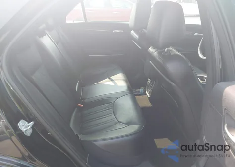 2016 Chrysler 300C Platinum Awd z USA, uszkodzony, nr VIN 2C3CCASG9GH208523